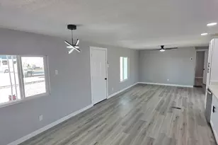 17237 N 66th Ave, Glendale, AZ 85308 - Photo 4