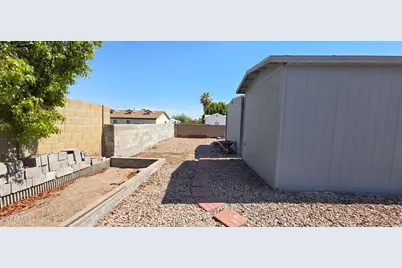 17237 N 66th Avenue, Glendale, AZ 85308 - Photo 28