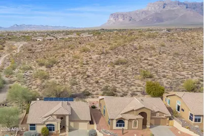 8132 E Sweet Acacia Drive, Gold Canyon, AZ 85118 - Photo 2