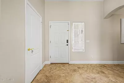 10202 E Juanita Avenue, Mesa, AZ 85209 - Photo 6