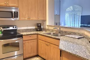 11640 N Tatum Blvd, Phoenix, AZ 85028 - Photo 6