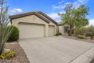 40818 N Congressional Dr, Anthem, AZ 85086 - Photo 2