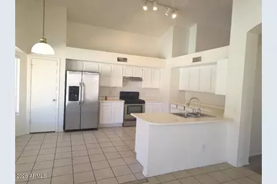 3402 E Oraibi Drive, Phoenix, AZ 85050 - Photo 8