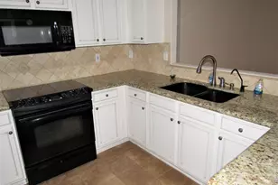 102 W Gail Dr, Gilbert, AZ 85233 - Photo 8