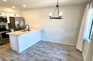 286 W Palomino Dr, Chandler, AZ 85225 - Photo 6