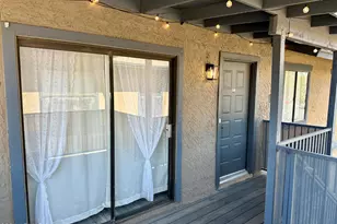 286 W Palomino Dr, Chandler, AZ 85225 - Photo 2