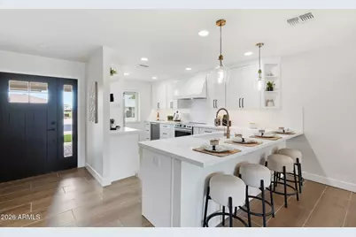 10914 W White Mountain Road, Sun City, AZ 85351 - Photo 6