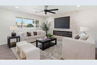 10914 W White Mountain Road, Sun City, AZ 85351 - Photo 12