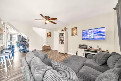 8121 N 32nd Drive, Phoenix, AZ 85051 - Photo 6