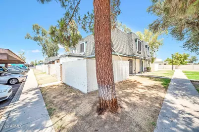 8121 N 32nd Drive, Phoenix, AZ 85051 - Photo 4