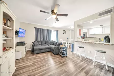 8121 N 32nd Drive, Phoenix, AZ 85051 - Photo 8
