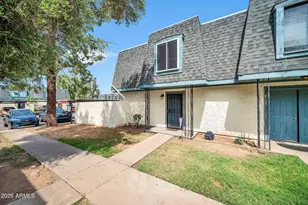 8121 N 32nd Dr, Phoenix, AZ 85051 - Photo 2