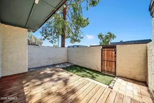 8121 N 32nd Dr, Phoenix, AZ 85051 - Photo 32