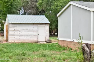 110 E 1st St N, Saint Johns, AZ 85936 - Photo 10