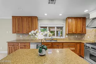 3011 E Winchcomb Dr, Phoenix, AZ 85032 - Photo 40