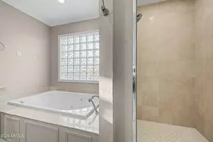3011 E Winchcomb Dr, Phoenix, AZ 85032 - Photo 52
