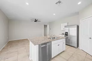 103 S Collier Ln, Casa Grande, AZ 85122 - Photo 12