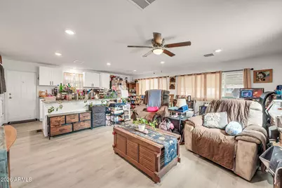 7628 E Garnet Avenue, Mesa, AZ 85209 - Photo 4