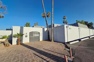 3416 N 44th St, Phoenix, AZ 85018 - Photo 1