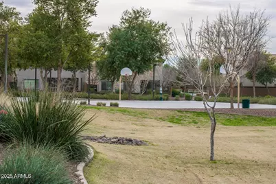 16013 N 21st Lane, Phoenix, AZ 85023 - Photo 32