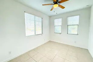 11682 N 188th Dr, Surprise, AZ 85388 - Photo 18