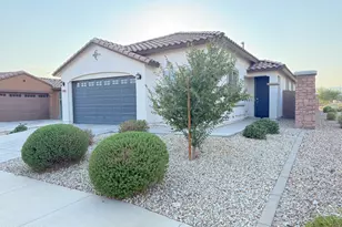 11682 N 188th Dr, Surprise, AZ 85388 - Photo 2