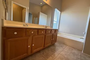 7039 S 19th St, Phoenix, AZ 85042 - Photo 16