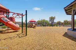 753 E Beauchamp Dr, Gilbert, AZ 85297 - Photo 34