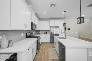 753 E Beauchamp Dr, Gilbert, AZ 85297 - Photo 8
