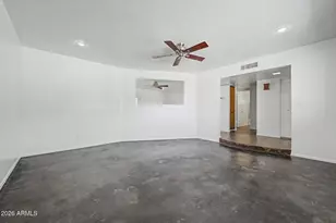 4119 W Golden Ln, Phoenix, AZ 85051 - Photo 10