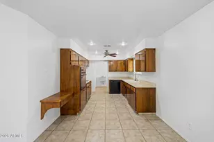 4119 W Golden Ln, Phoenix, AZ 85051 - Photo 14