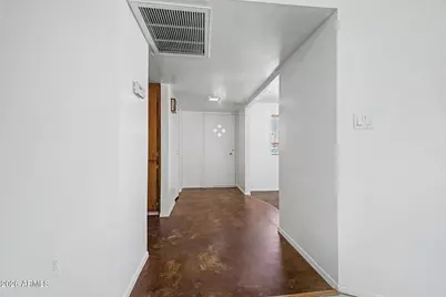 4119 W Golden Lane, Phoenix, AZ 85051 - Photo 8