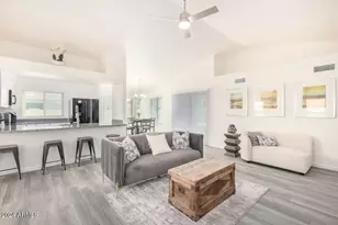 8759 W Grovers Ave, Peoria, AZ 85382 - Photo 6