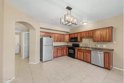920 E Devonshire Avenue #2024, Phoenix, AZ 85014 - Photo 6