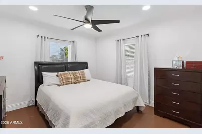 542 W Lewis Avenue, Phoenix, AZ 85003 - Photo 20