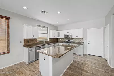 13364 S 179th Avenue, Goodyear, AZ 85338 - Photo 16