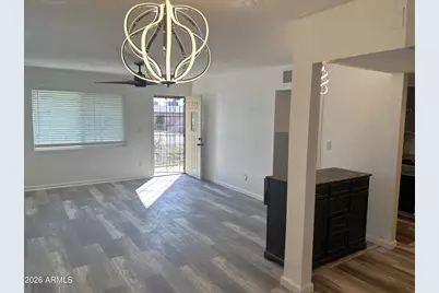 216 E Carol Avenue, Phoenix, AZ 85020 - Photo 4