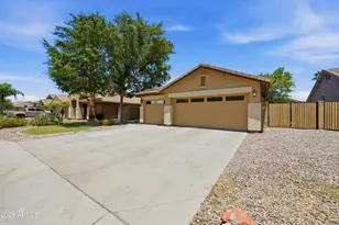 3878 E Remington Dr, Gilbert, AZ 85297 - Photo 2
