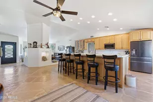 10712 E Hummingbird Ln, Gold Canyon, AZ 85118 - Photo 10