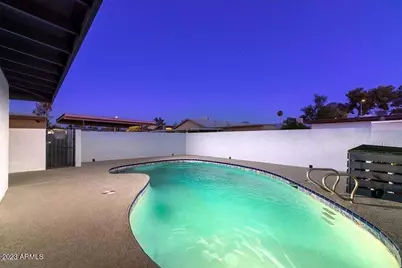 519 W Pebble Beach Drive, Tempe, AZ 85282 - Photo 4