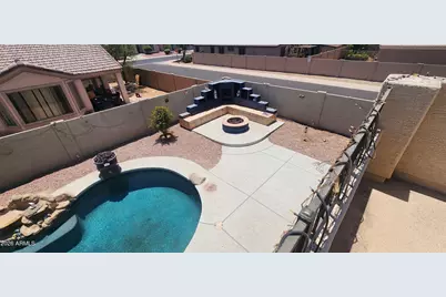 10755 W Davis Lane, Avondale, AZ 85323 - Photo 12