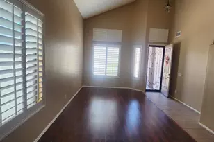 10755 W Davis Ln, Avondale, AZ 85323 - Photo 14