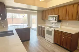 2243 W McRae Way, Phoenix, AZ 85027 - Photo 10