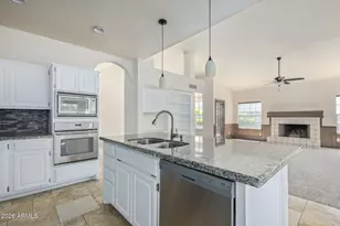 8495 S Maple Ave, Tempe, AZ 85284 - Photo 16