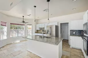 8495 S Maple Ave, Tempe, AZ 85284 - Photo 14