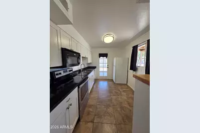 336 S Weaver Drive, Apache Junction, AZ 85120 - Photo 4