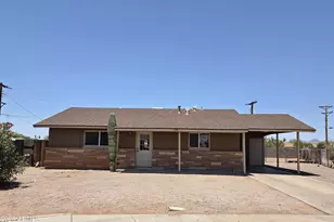 336 S Weaver Dr, Apache Junction, AZ 85120 - Photo 1