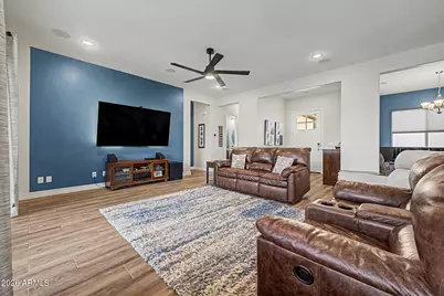 18538 W Thunderhill Place, Goodyear, AZ 85338 - Photo 10