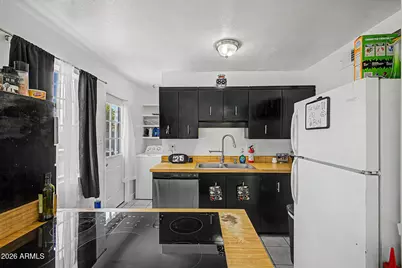 3801 W Meadowbrook Avenue, Phoenix, AZ 85019 - Photo 12
