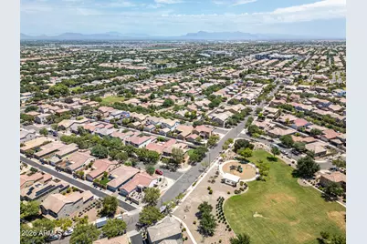 1709 S Penrose Drive, Gilbert, AZ 85295 - Photo 38
